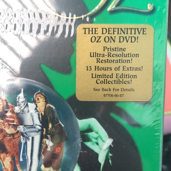 💗 The Wizard of Oz, three disc collectors edition, 13 hours of extras. NWT - Picture 2 of 4